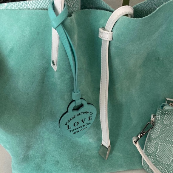 *SOLD *Suede Tiffany and Co reversible bag - Picture 2 of 6